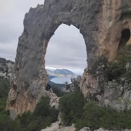 Domo De Arianna Appartamento Galtellì