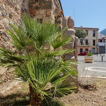 Domo De Arianna Galtellì