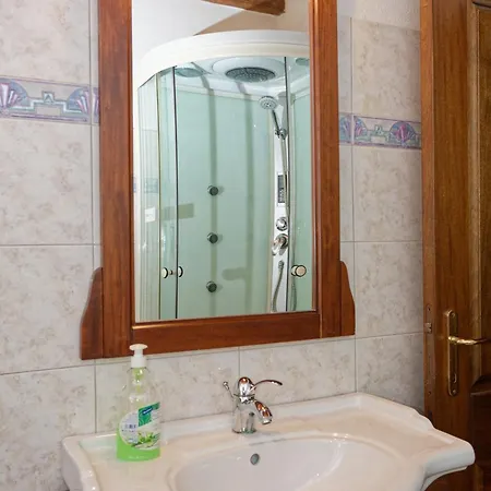 Domo De Arianna Galtellì