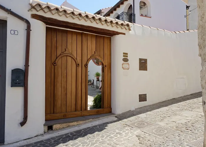 Domo De Arianna Daire Galtellì